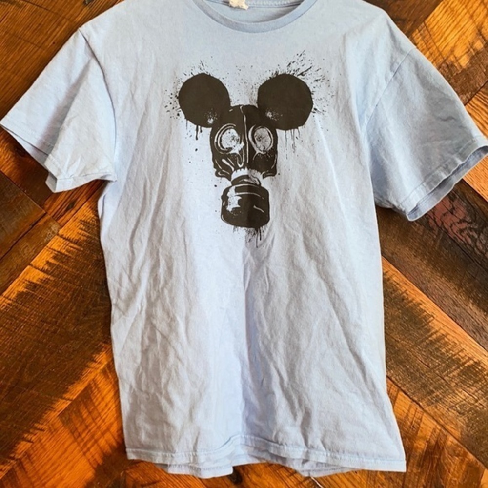 Gas Mousk shirt , size medium